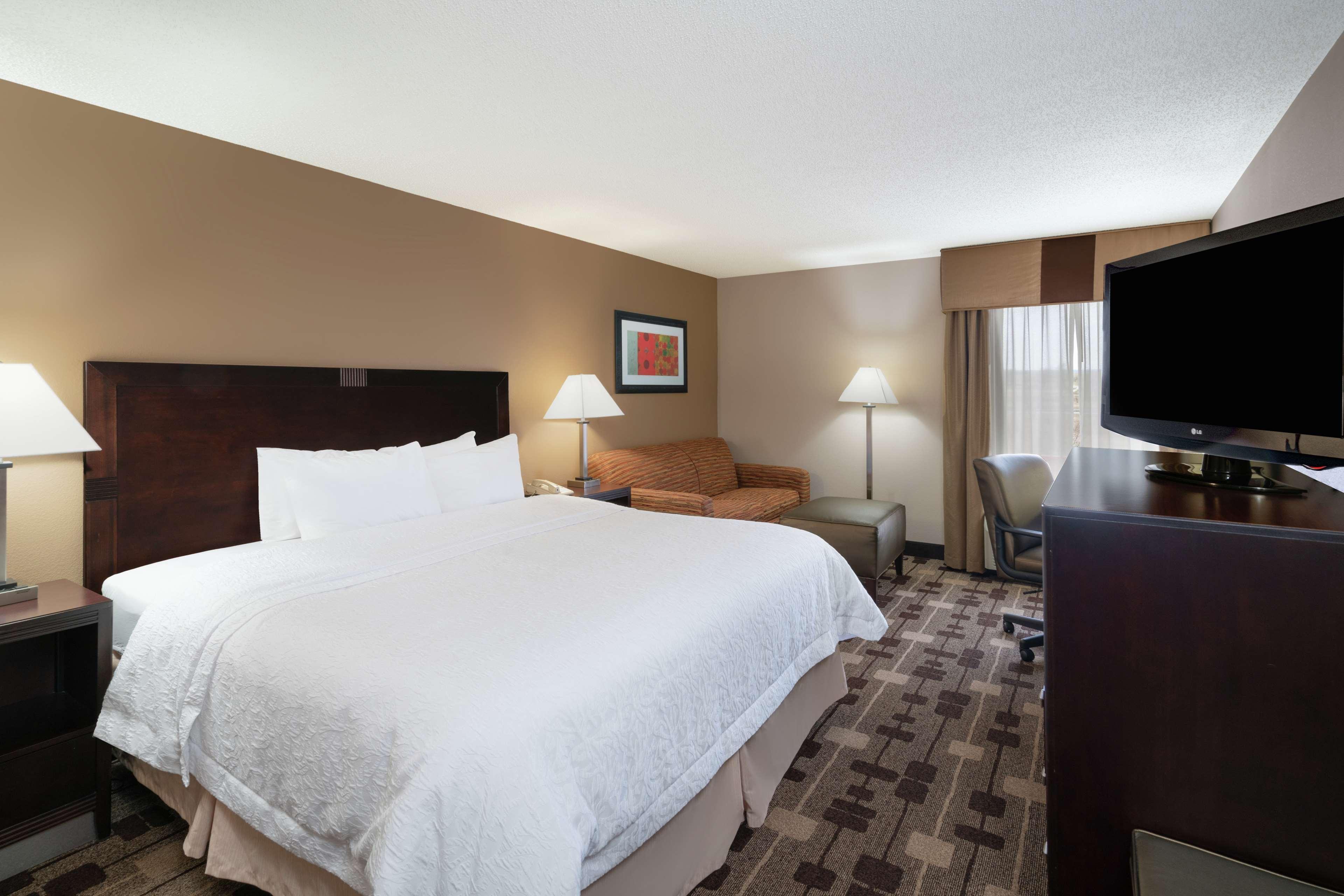 Hampton Inn Dublin Newbern Экстерьер фото