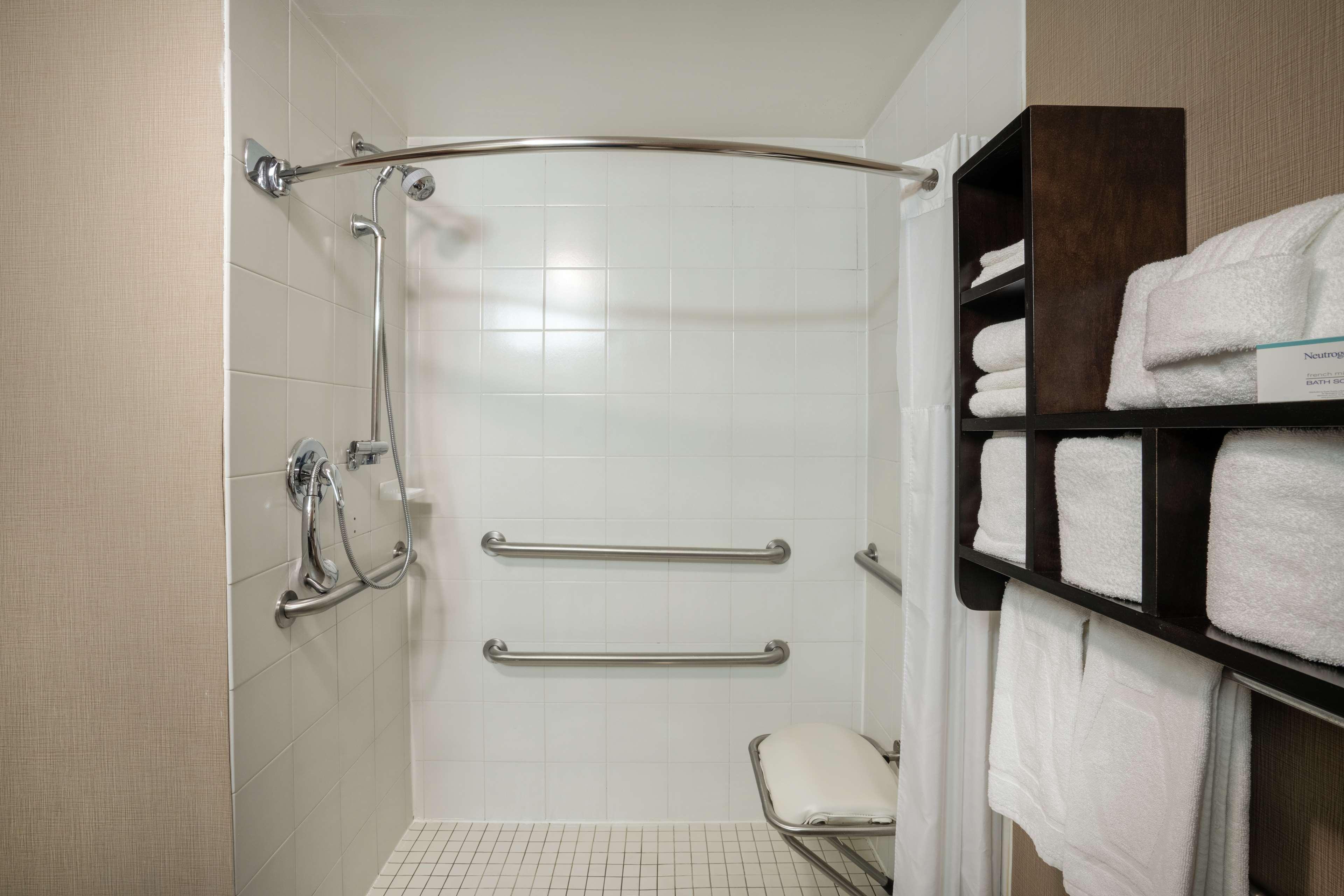 Hampton Inn Dublin Newbern Экстерьер фото