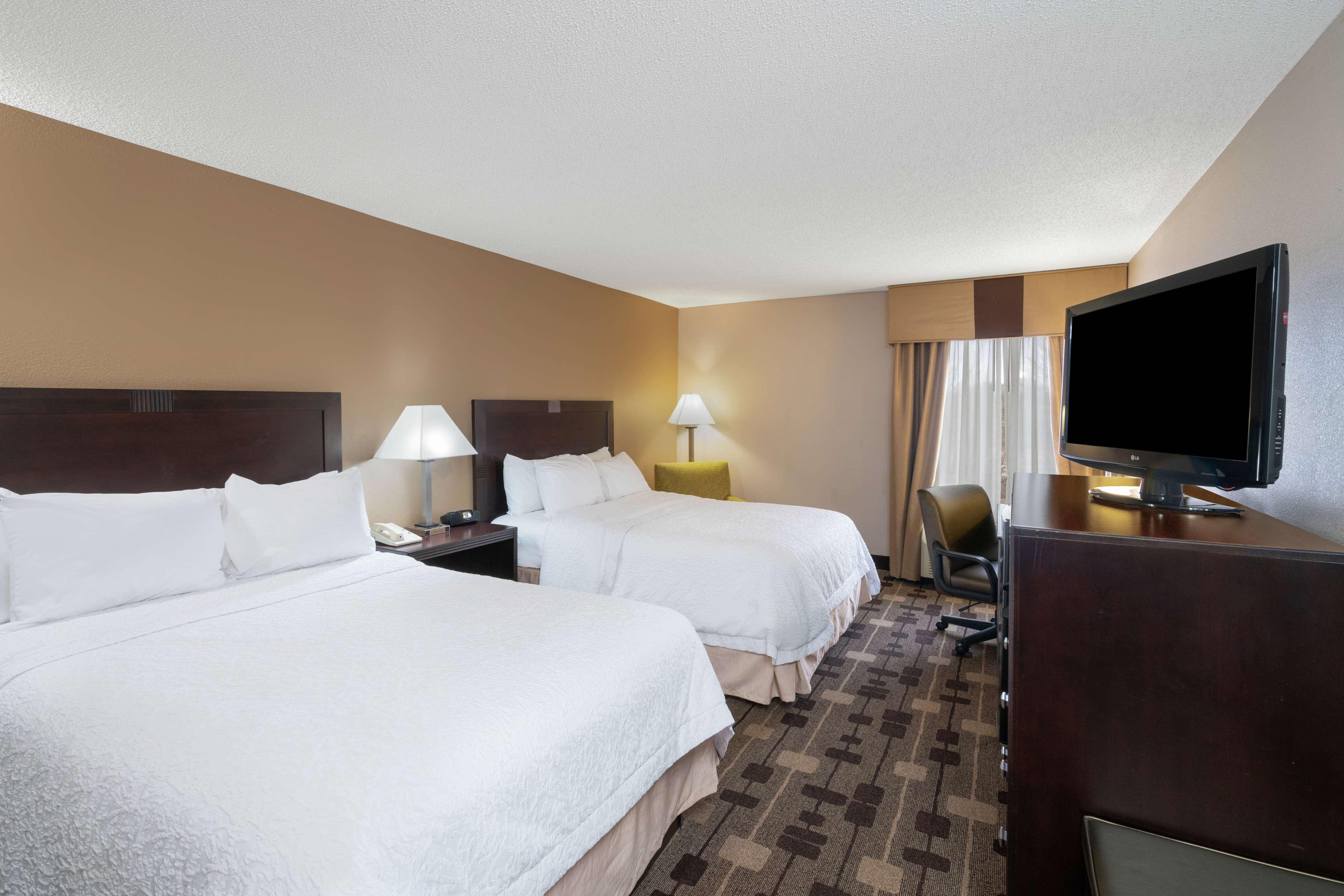 Hampton Inn Dublin Newbern Экстерьер фото