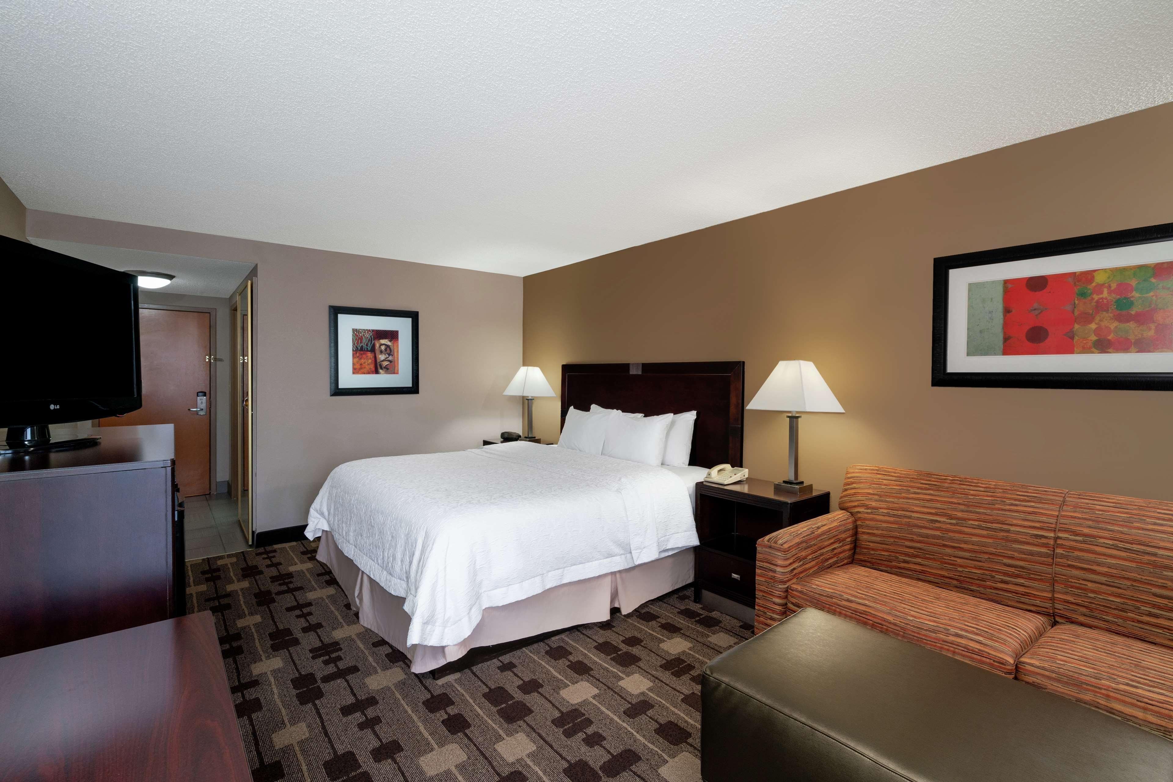Hampton Inn Dublin Newbern Экстерьер фото