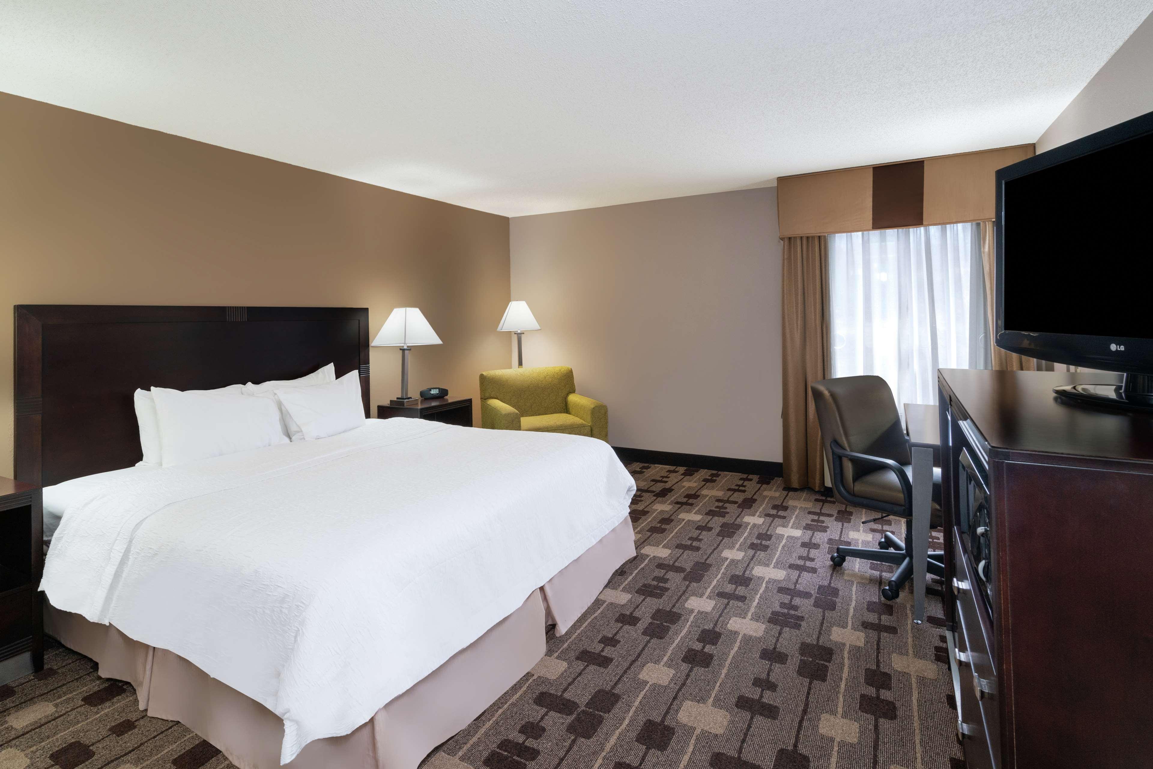 Hampton Inn Dublin Newbern Экстерьер фото